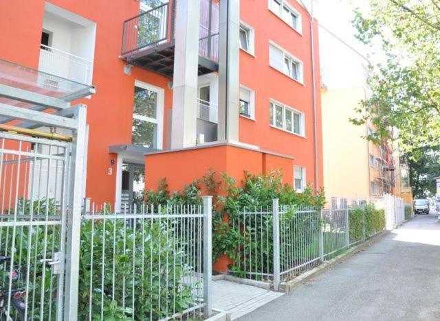 Apartment Mida Friburgo em Brisgóvia Exterior foto